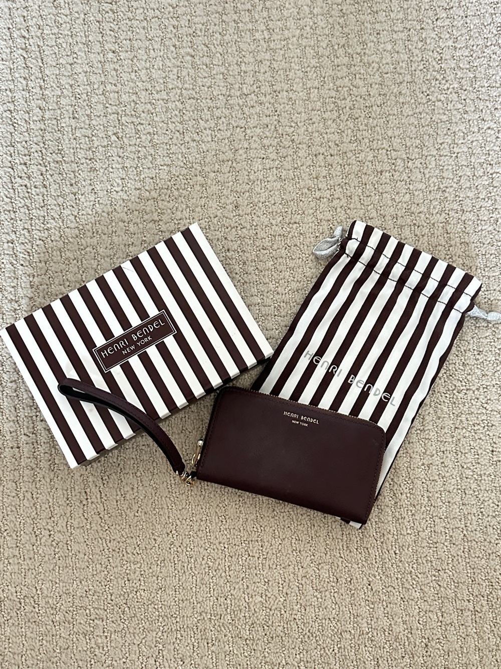 Vintage Y2K Henri Bendel Wristlet Wallet